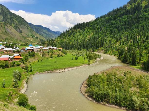 Gurez Valley Tour Package 3 Nights / 4 Days