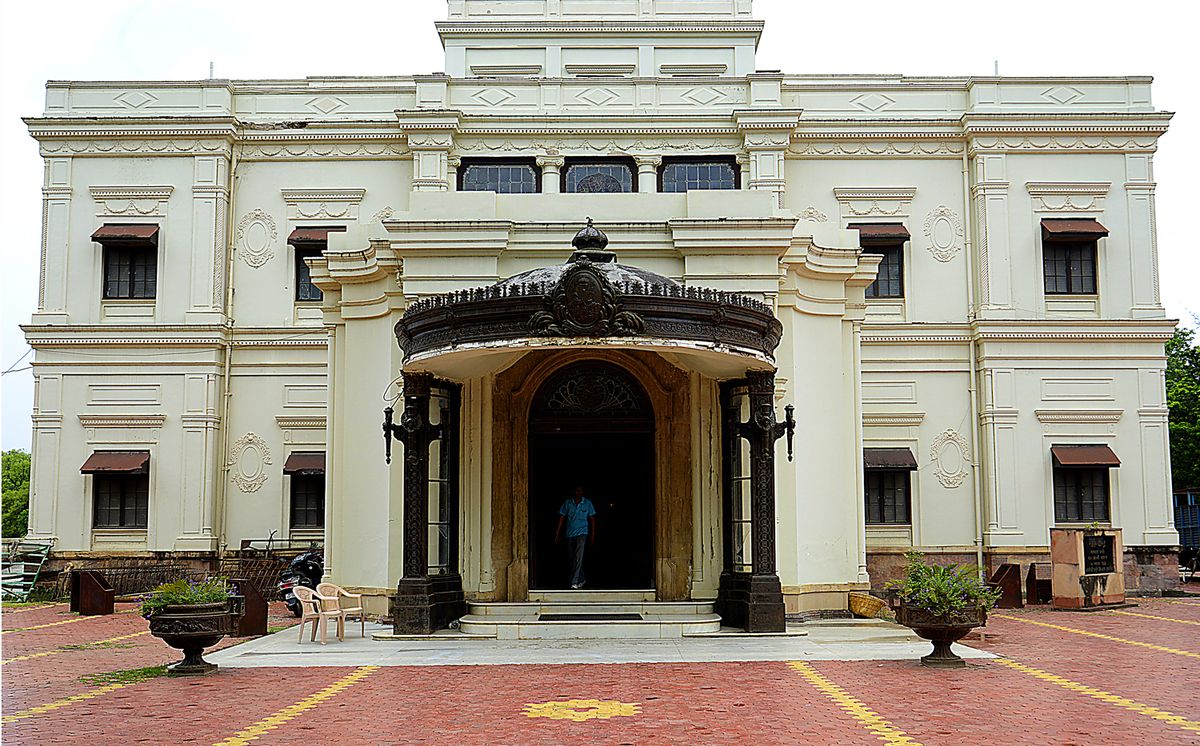 Indore Tour Package from Mumbai 3 Nights/ 4 Days