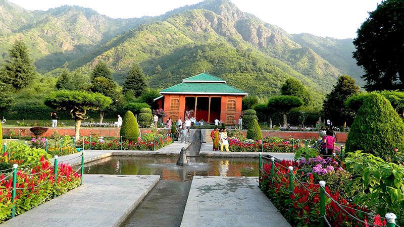 Srinagar Houseboat Tour Package 3 Nights/ 4 days