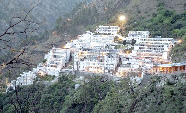 Vaishno Devi Srinagar Tour Package 5 Nights/ 6 Days