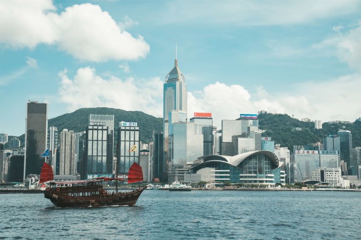 Macau and Hong Kong Tour Package 5 Nights/ 6 Days